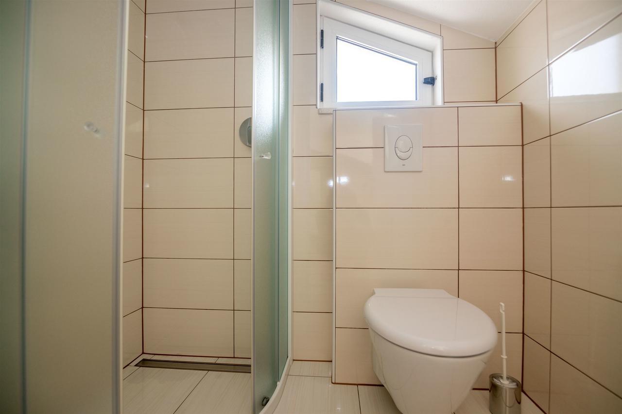 Apartments And Room Maestral Trogir Exterior photo